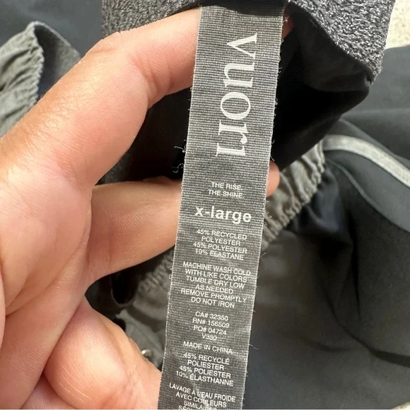 SOLD | Vuori Men’s Banks Shorts Pull On 7” Unlined Athletic in Black Gray XL - Picture 9 of 14